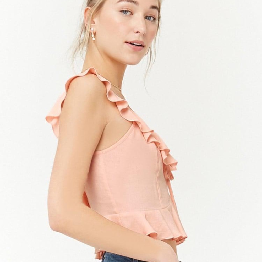 F21 sleeveless ruffle top - Picture 2 of 7